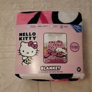 Brand New hello kitty blanket